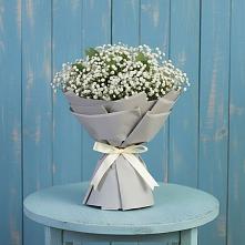Букет цветов из:  Гипсофила в Ленинских Горках