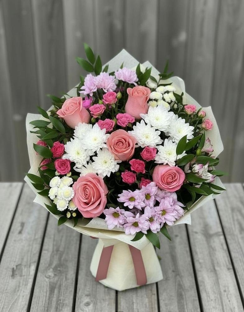 Букет цветов из: Альстромерии, Гвоздики, Розы и Хризантемы в Ленинских Горках