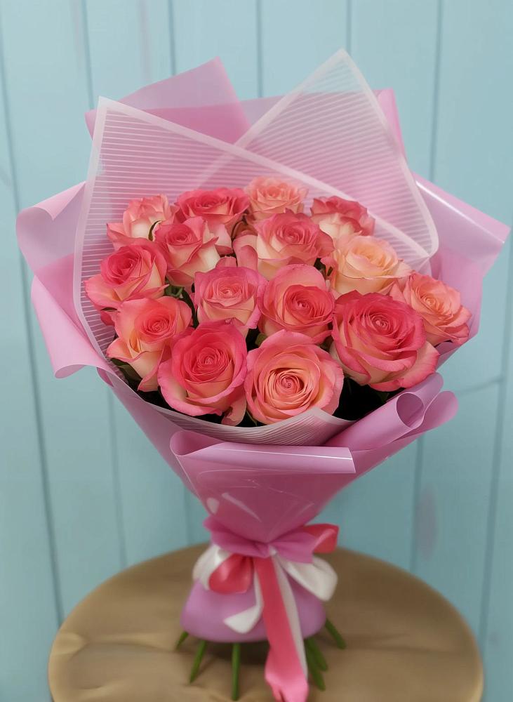 Букет 15 Розовых роз Равель в Ленинских Горках