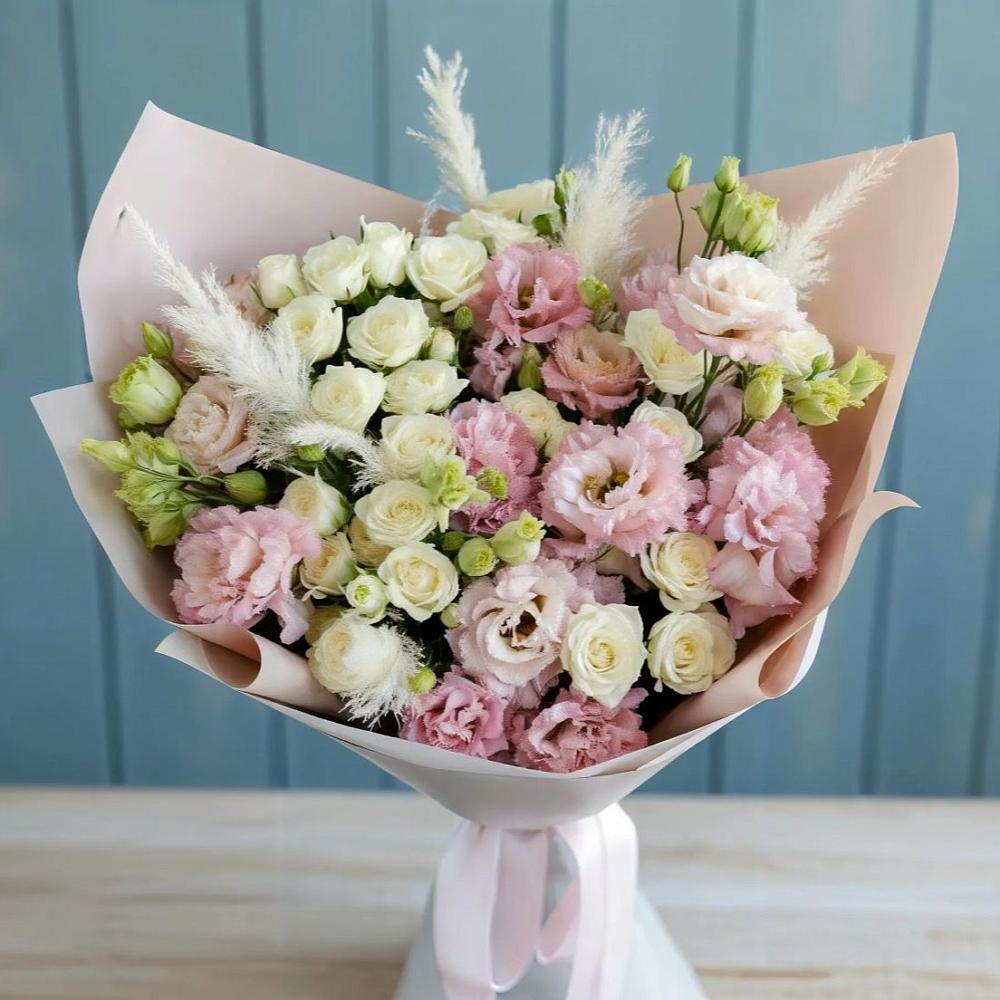 Букет цветов из: Альстромерии и Розы в Ленинских Горках