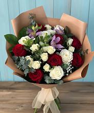 Букет цветов из:  Розы и Альстромерии в Ленинских Горках