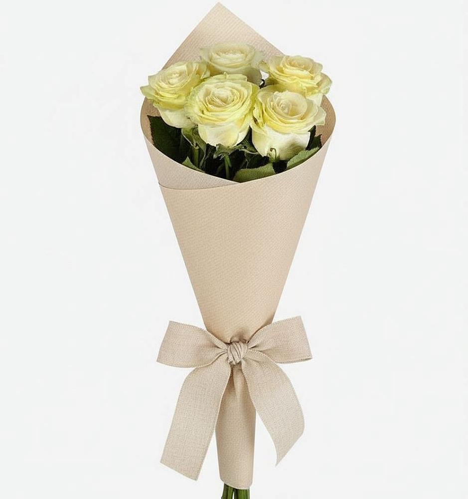 Букет цветов из: Розы в Ленинских Горках