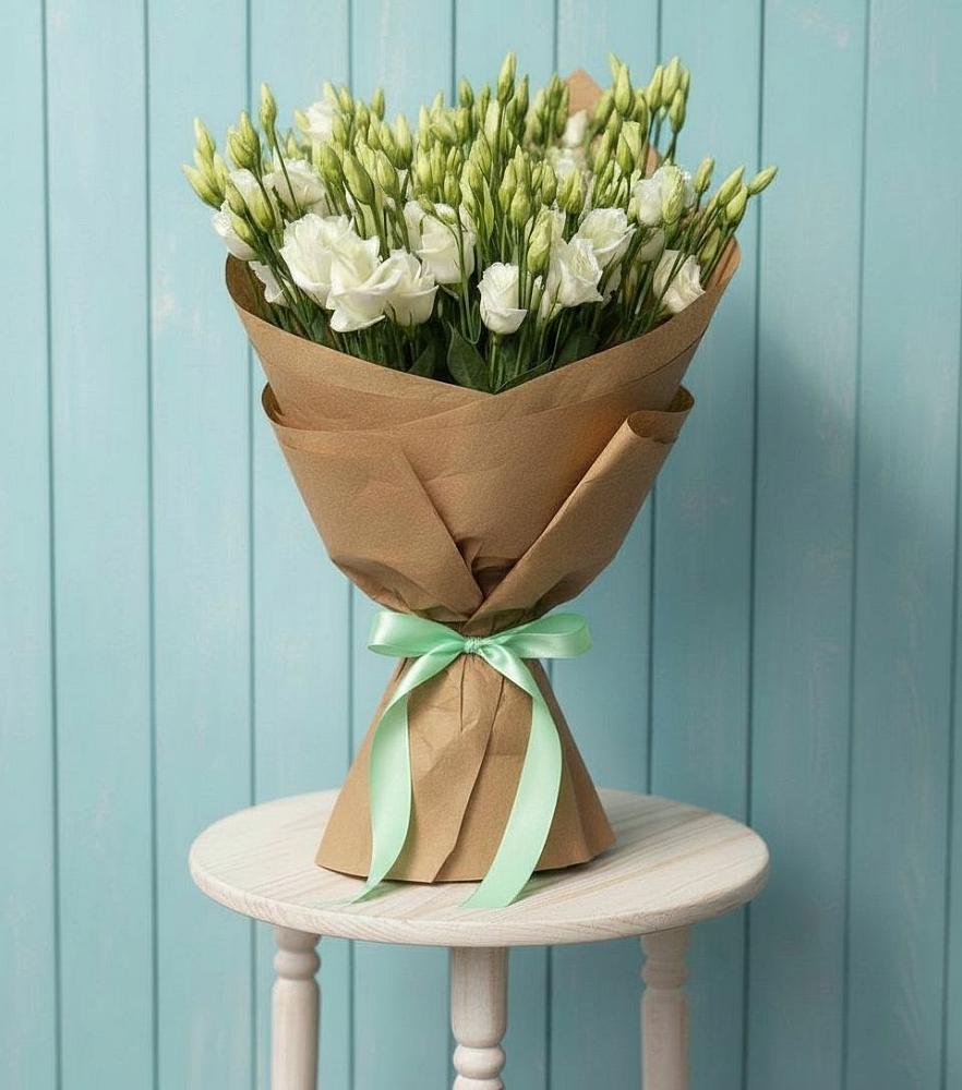 Букет цветов из: Лизиантусы в Ленинских Горках