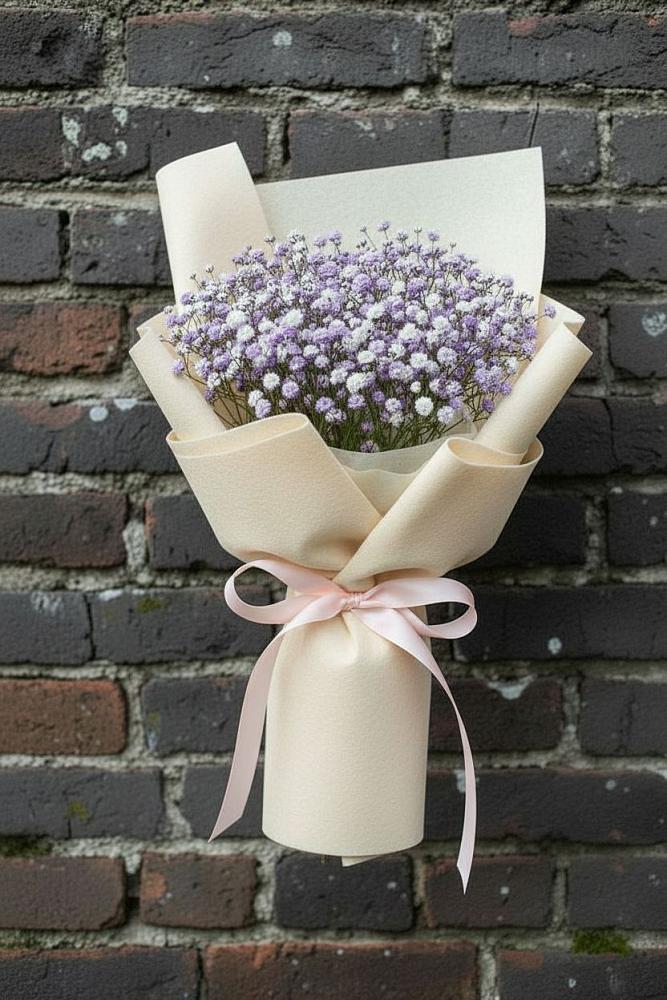 Букет цветов из: Гипсофила в Ленинских Горках