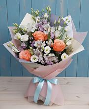 Букет цветов из:  Лизиантусы, Розы, Альстромерии и Гипсофила в Ленинских Горках