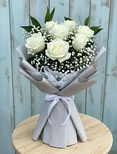 Букет цветов из:  Розы в Ленинских Горках