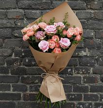 Букет цветов из:  Розы в Ленинских Горках