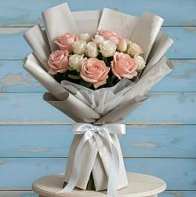 Букет цветов из:  Розы в Ленинских Горках