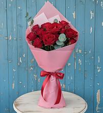 Букет цветов из:  Розы в Ленинских Горках