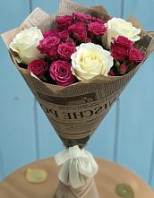 Букет цветов из:  Розы в Ленинских Горках