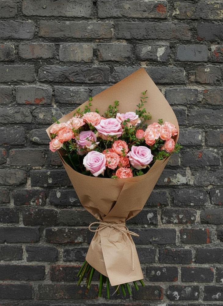 Букет цветов из: Розы в Ленинских Горках