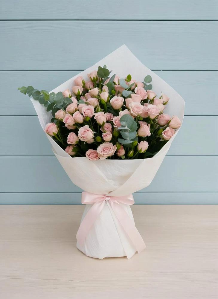 Букет цветов из: Розы в Ленинских Горках