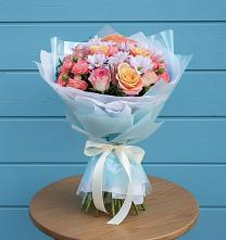 Букет цветов из:  Хризантемы и Розы в Ленинских Горках