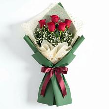 Букет цветов из:  Розы в Ленинских Горках