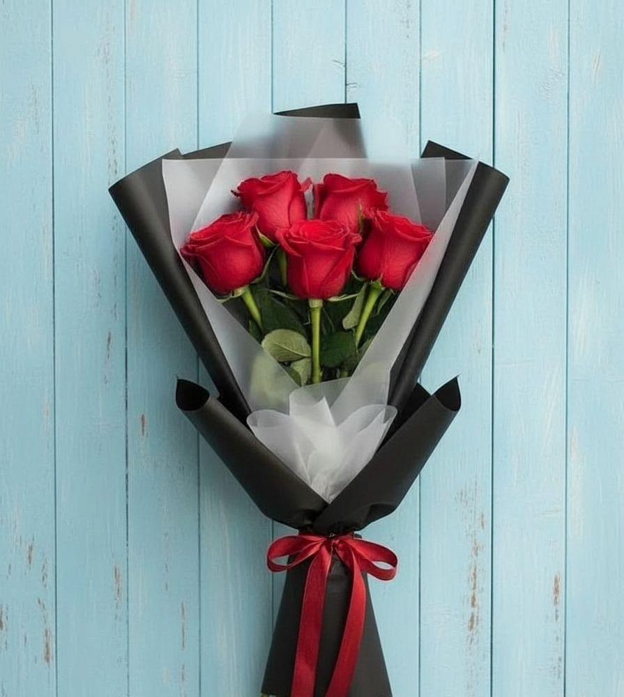 Букет цветов из: Розы в Ленинских Горках