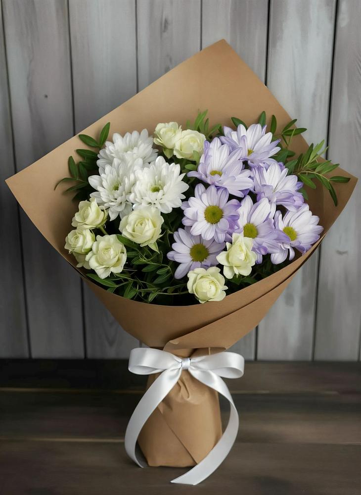 Букет цветов из: Хризантемы и Розы в Ленинских Горках